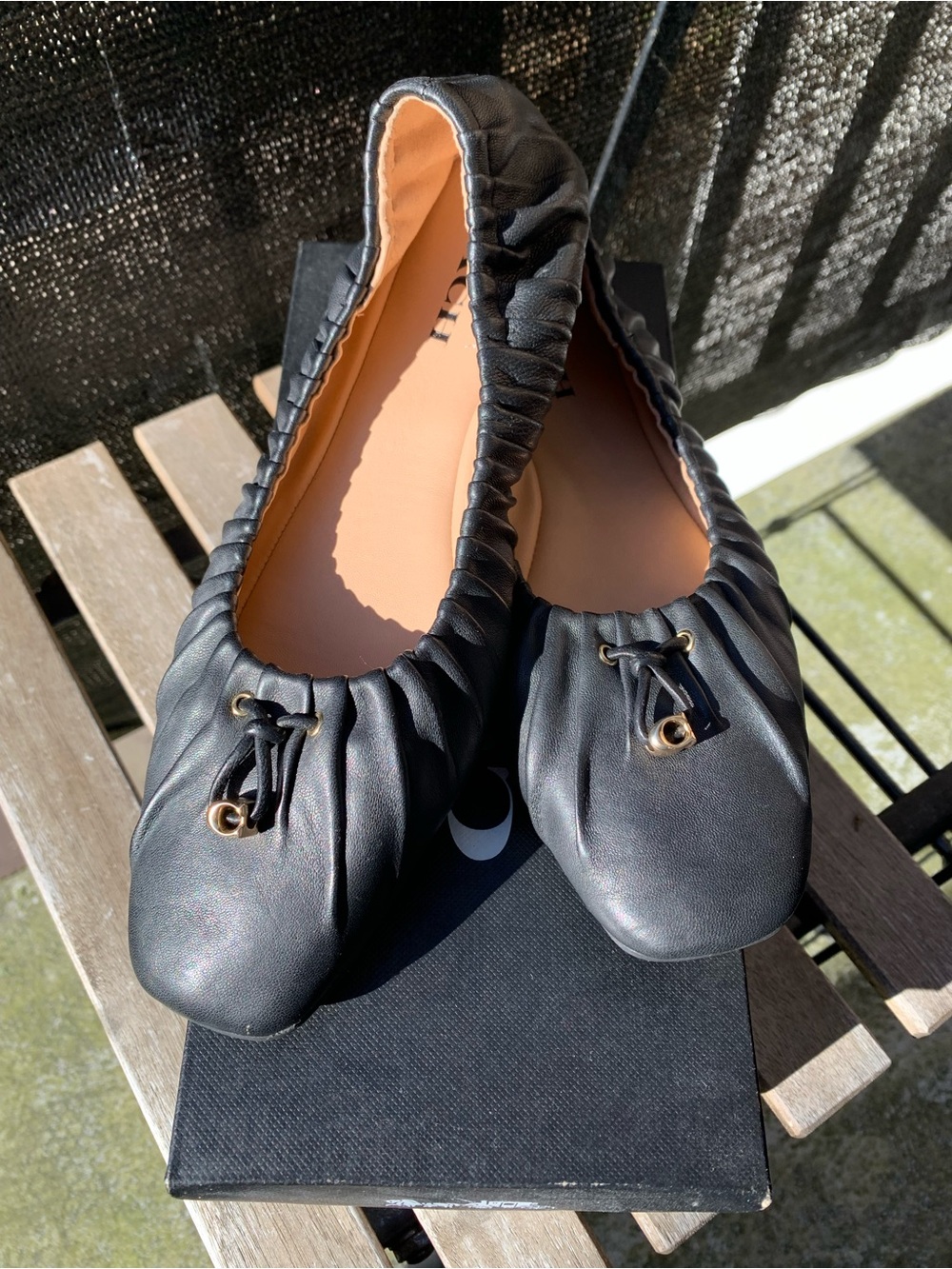 Coach 2023 Eleanor Black Leather Ballet Flats with Gold C logo hardware